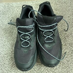 HOKA Men's Black TRANSPORT GTX Shoes